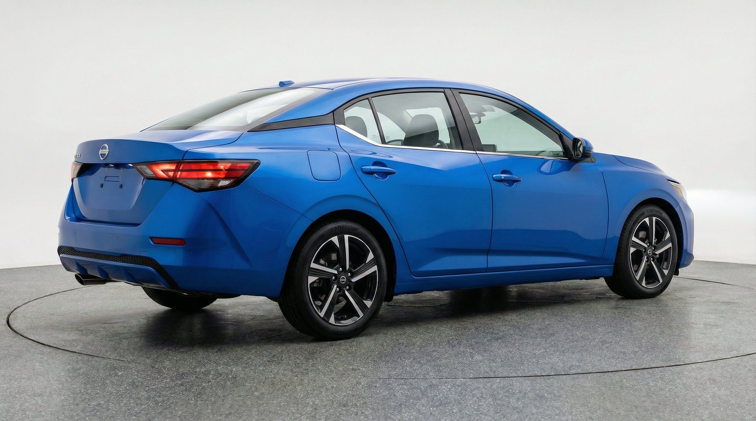Thumbnail: 2025 Nissan Sentra - 9