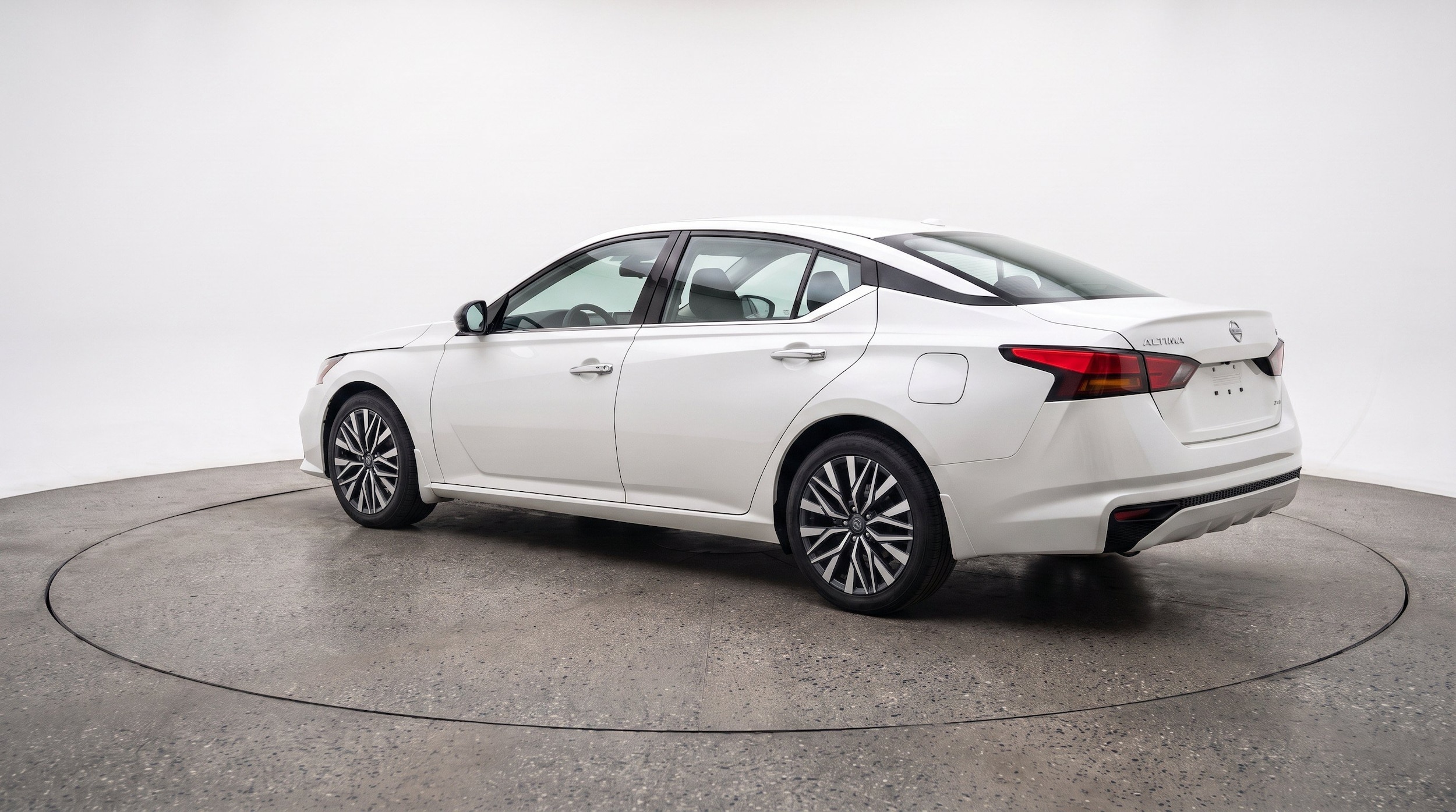 Thumbnail: 2025 Nissan Altima - 6