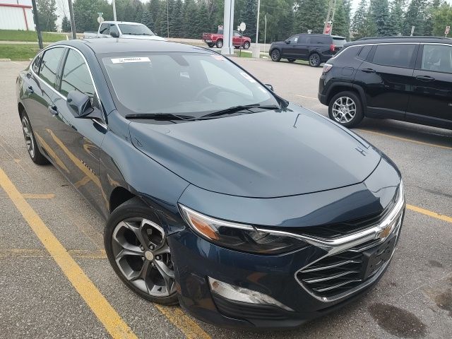 Certified 2020 Chevrolet Malibu 1LT with VIN 1G1ZD5ST1LF110100 for sale in Austin, Minnesota