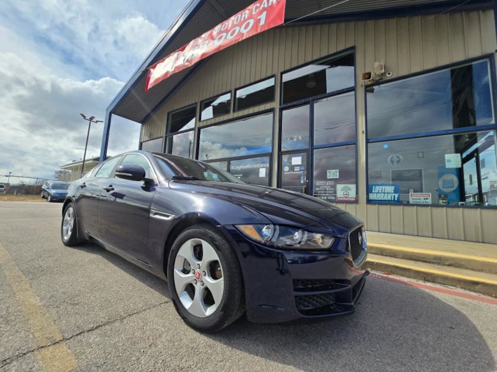 Used 2017 Jaguar XE 25t Sedan