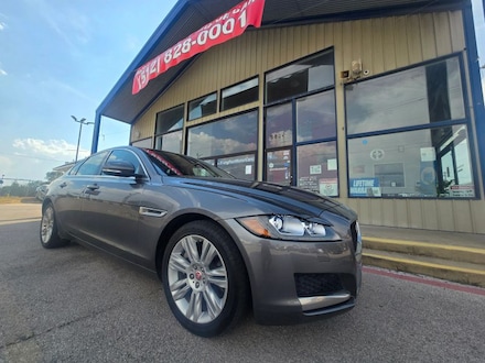 2017 Jaguar XF 35t Premium Sedan