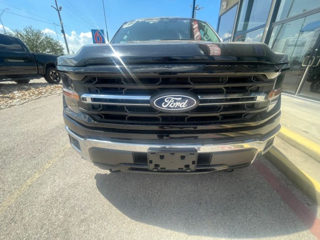 Used 2024 Ford F-150 XLT Truck SuperCrew Cab