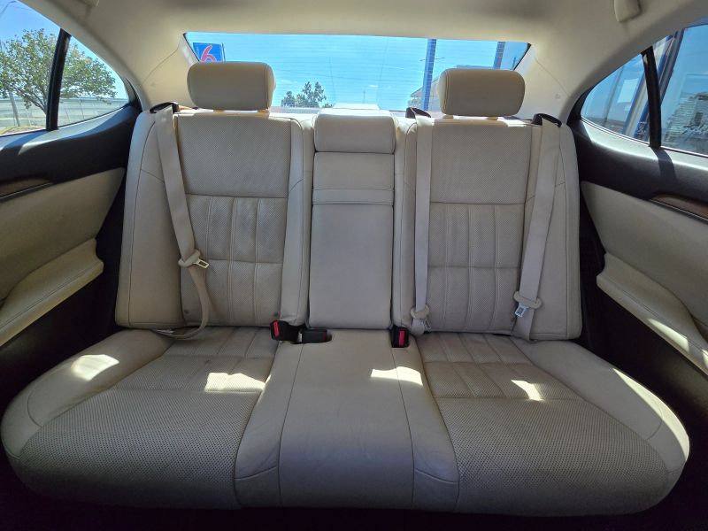 2017 Lexus ES 300h - Photo 27