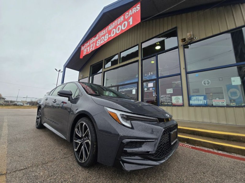 Used 2024 Toyota Corolla SE Sedan