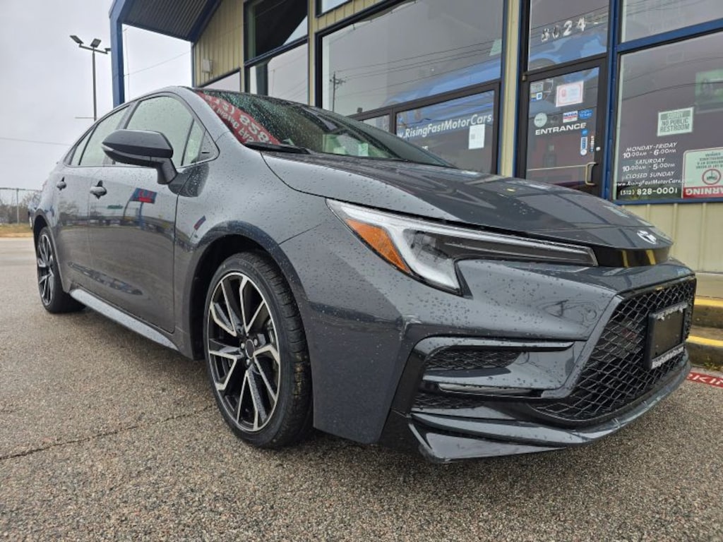 Used 2024 Toyota Corolla SE Sedan