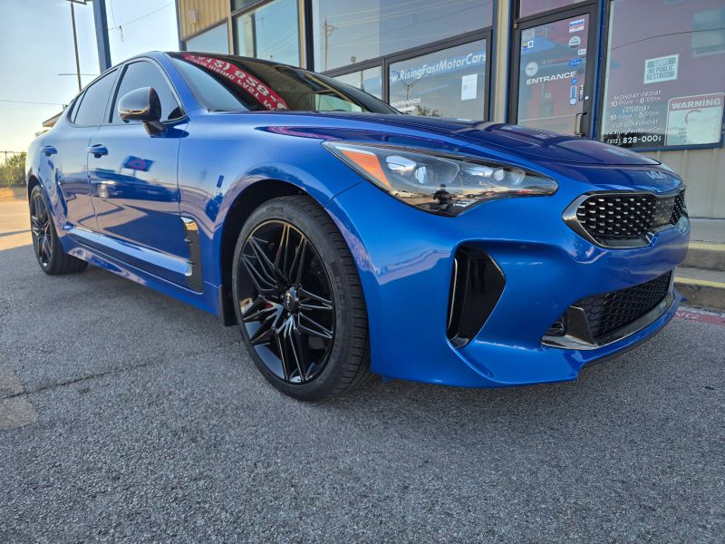 2023 Kia Stinger GT2 photo 2