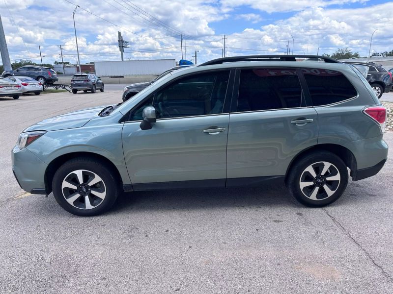 2018 Subaru Forester 2.5i Limited photo 4