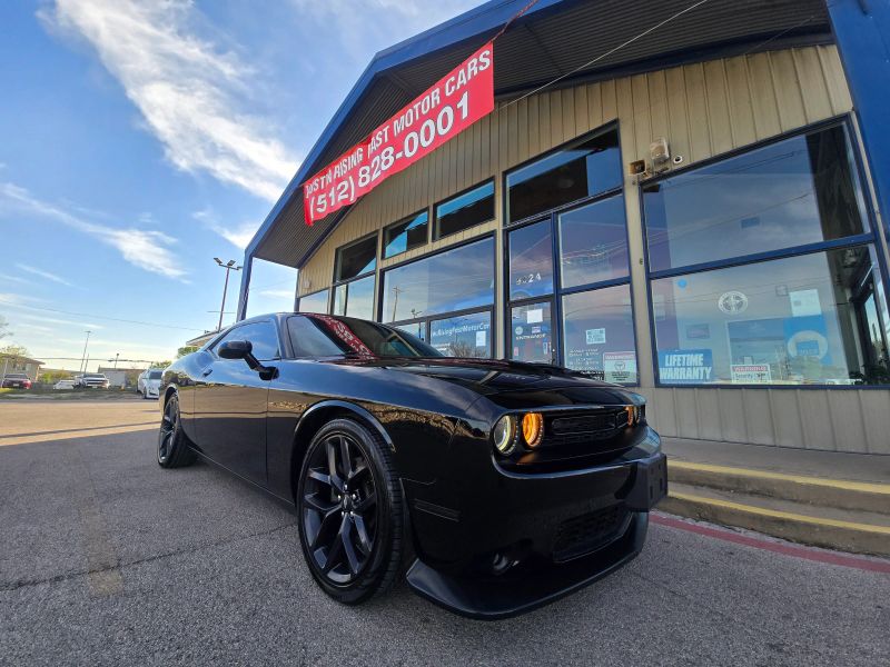2021 Dodge Challenger R/T's photo