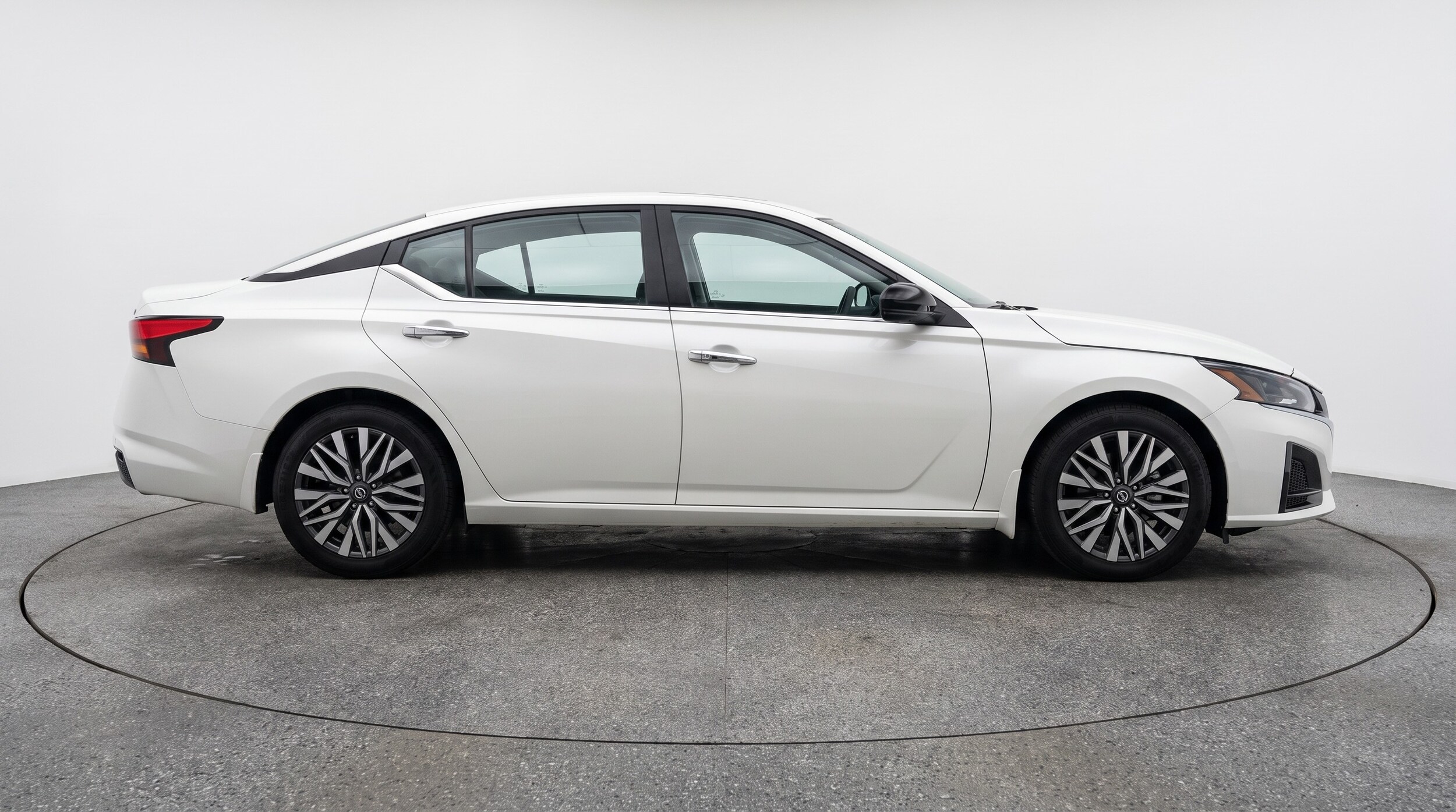 Thumbnail: 2025 Nissan Altima - 8