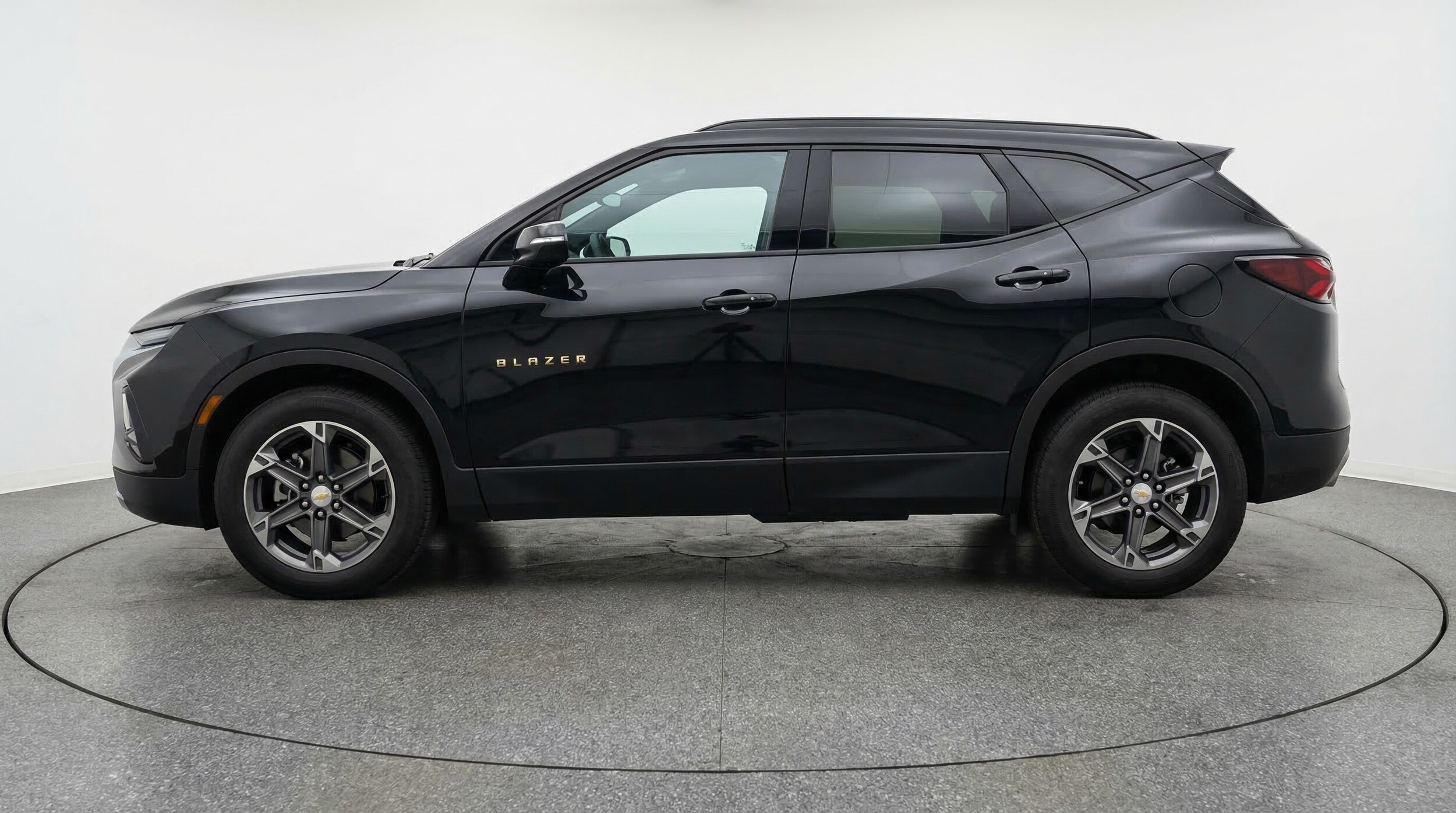 Thumbnail: 2025 Chevrolet Blazer - 4