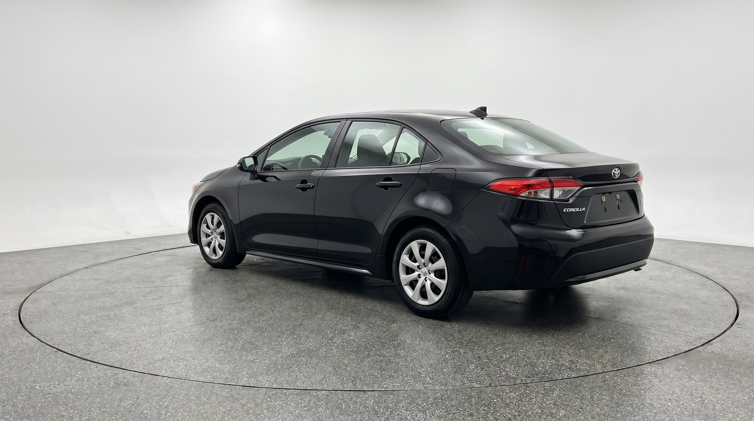 Thumbnail: 2025 Toyota Corolla - 5