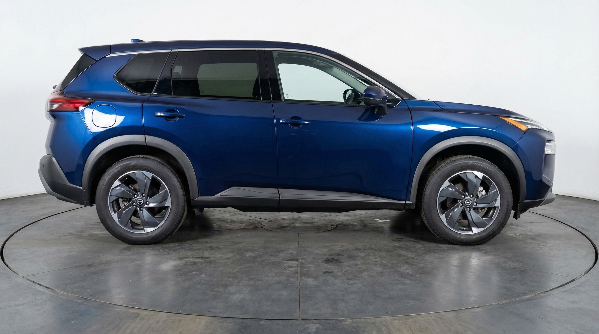 Thumbnail: 2025 Nissan Rogue - 4