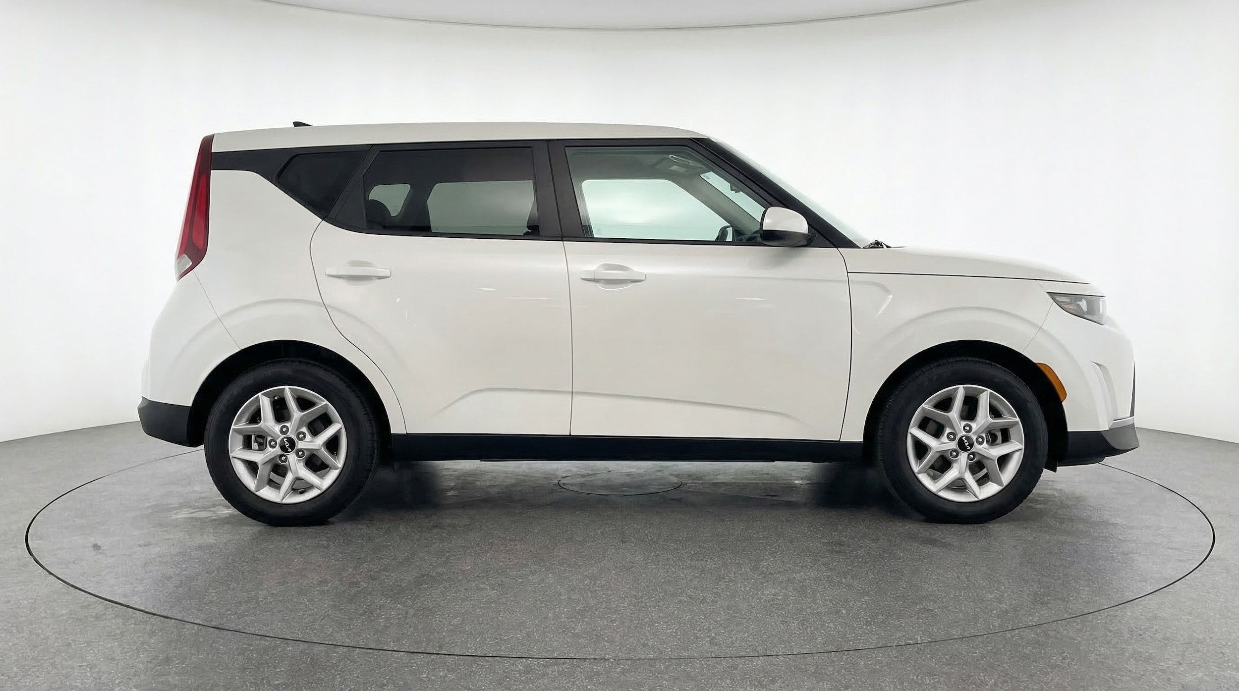 Thumbnail: 2025 Kia Soul - 8