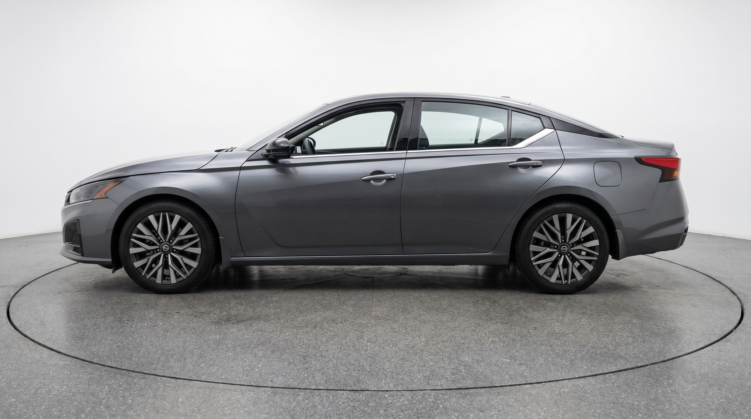 Thumbnail: 2025 Nissan Altima - 4