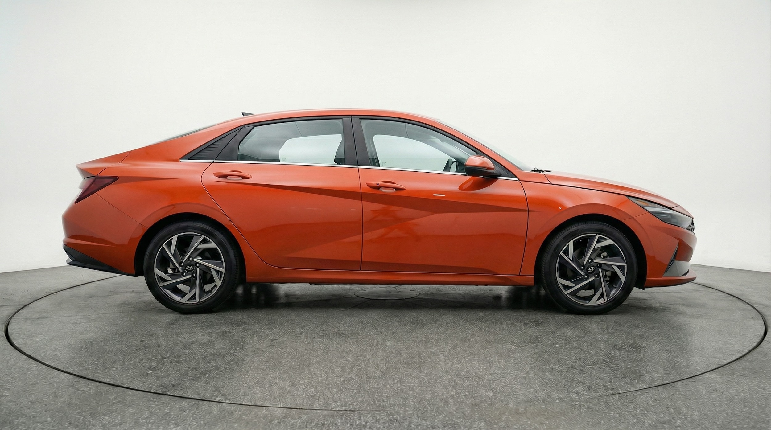 Thumbnail: 2025 Hyundai Elantra - 8