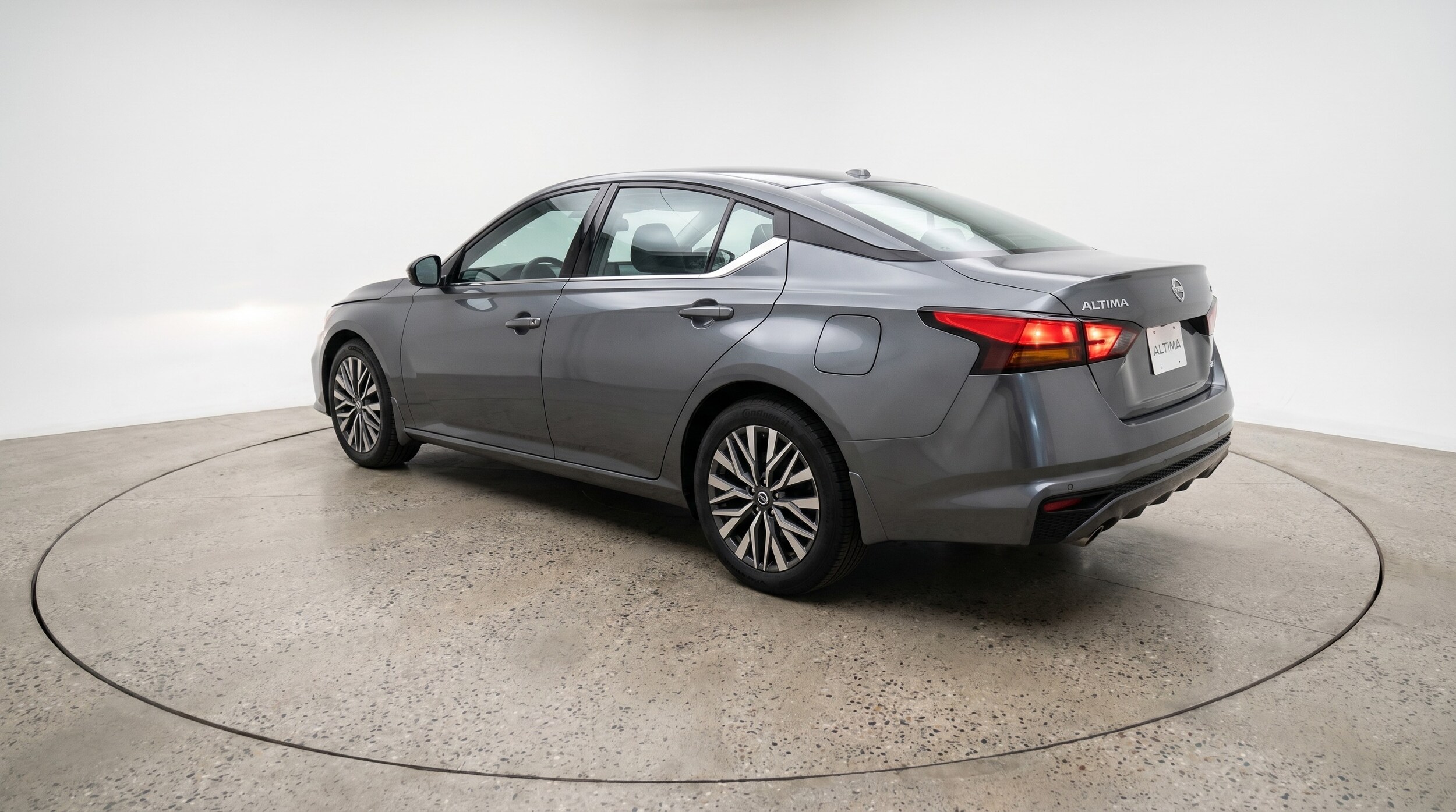 Thumbnail: 2025 Nissan Altima - 5