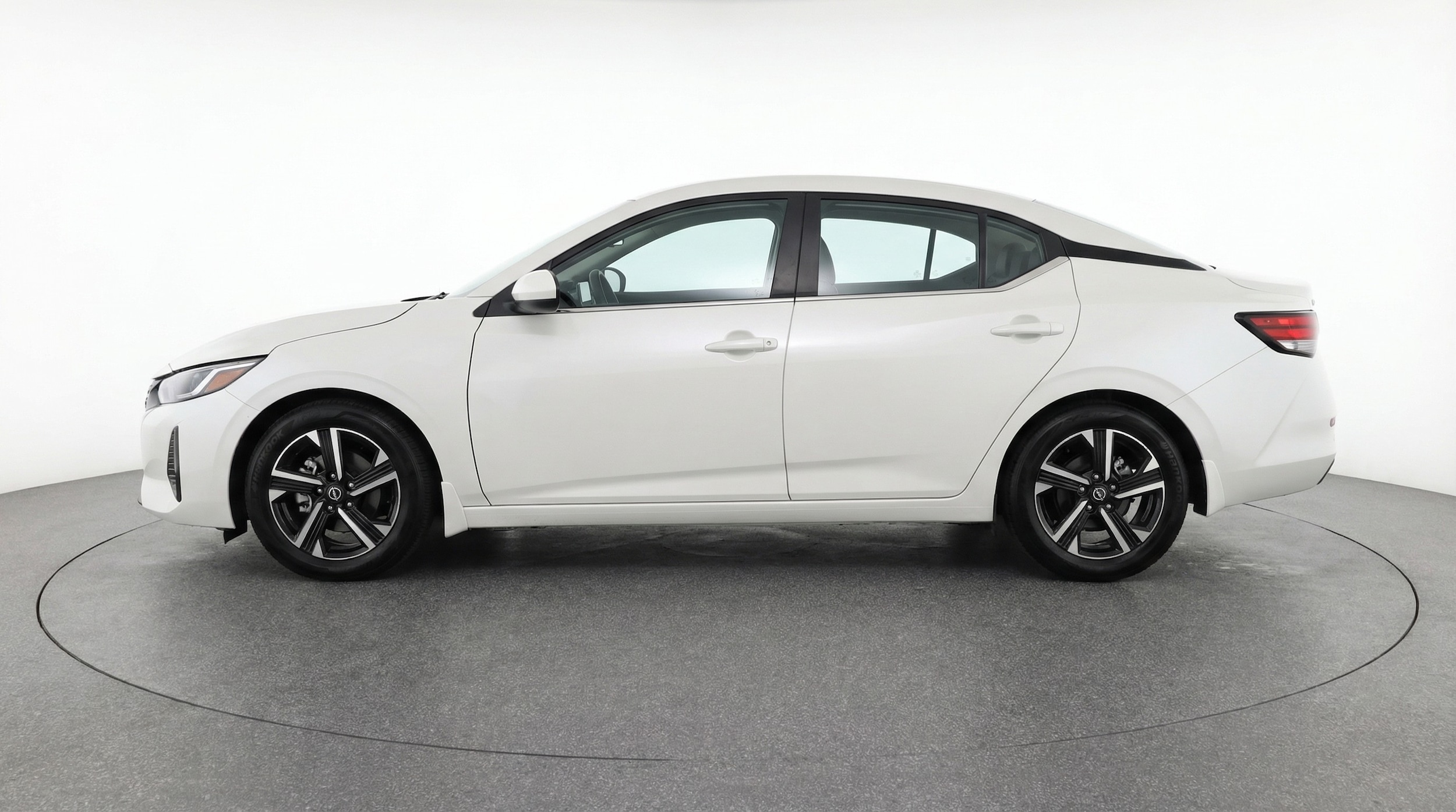 Thumbnail: 2025 Nissan Sentra - 4