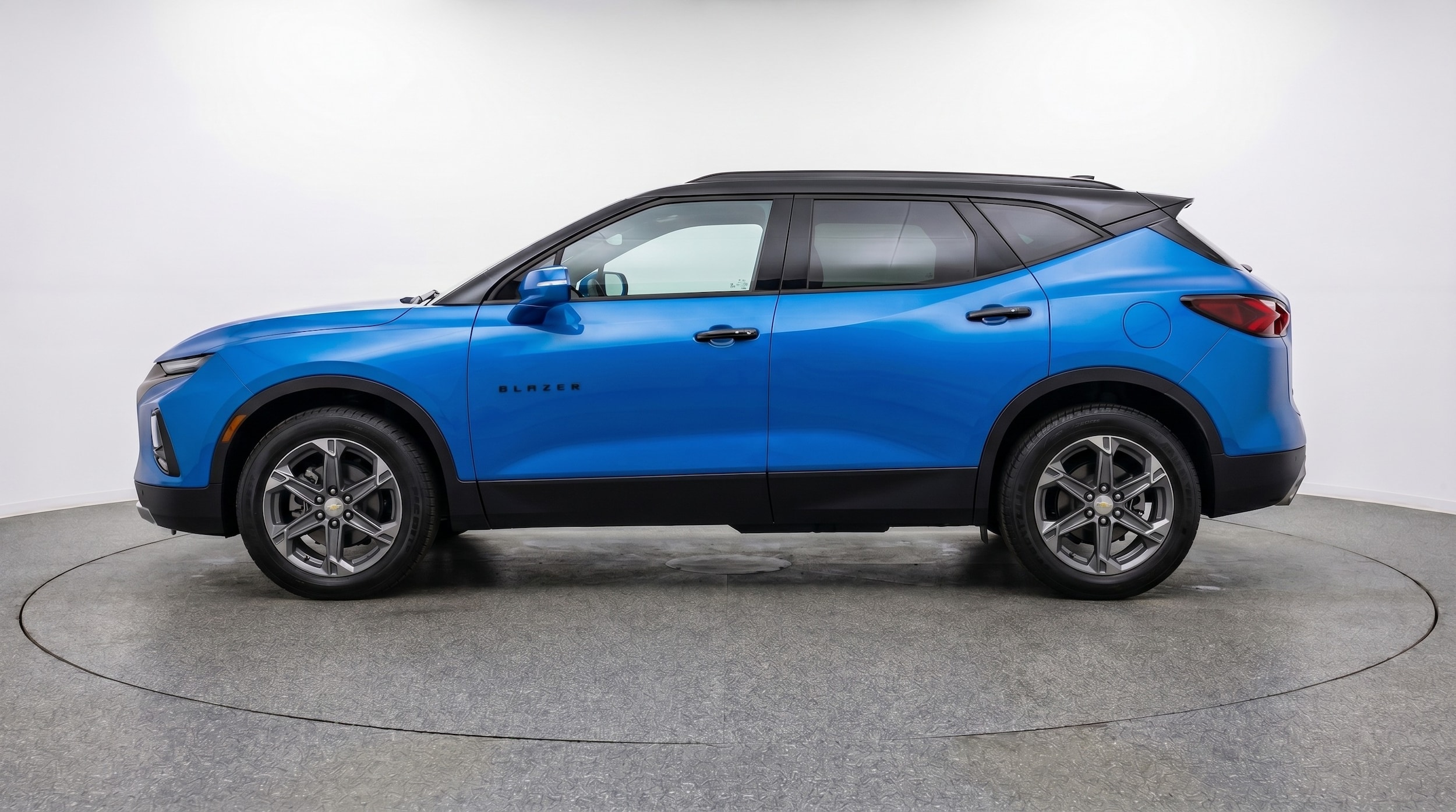 Thumbnail: 2025 Chevrolet Blazer - 4