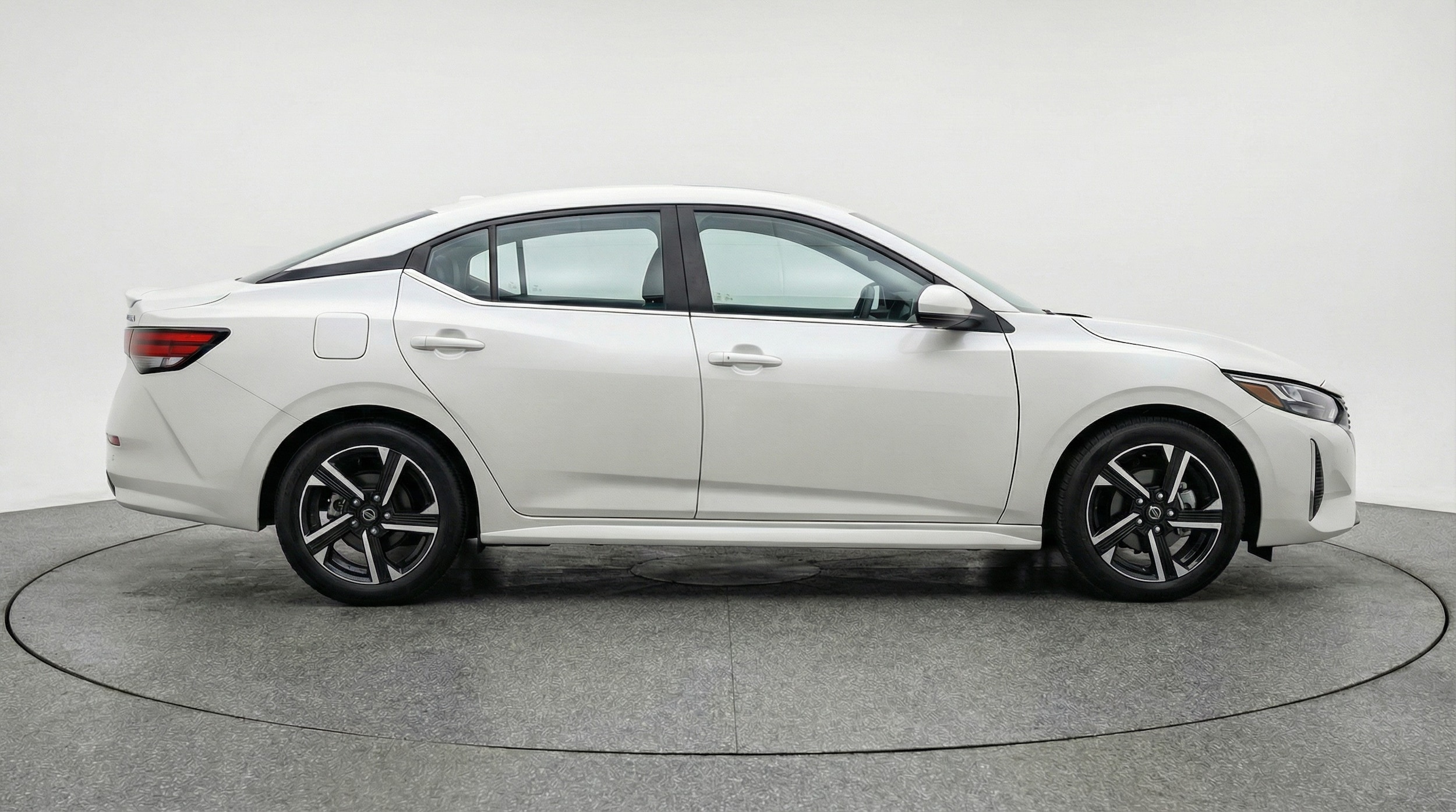 Thumbnail: 2025 Nissan Sentra - 8