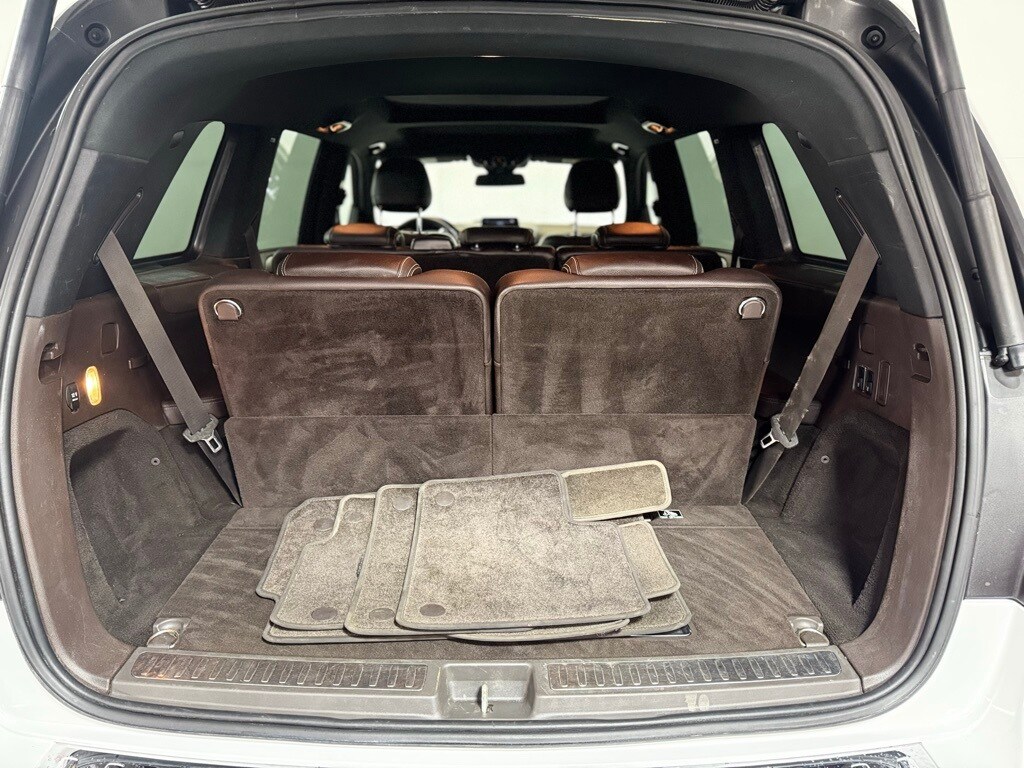 2019 Mercedes Benz GLS 450 photo 3