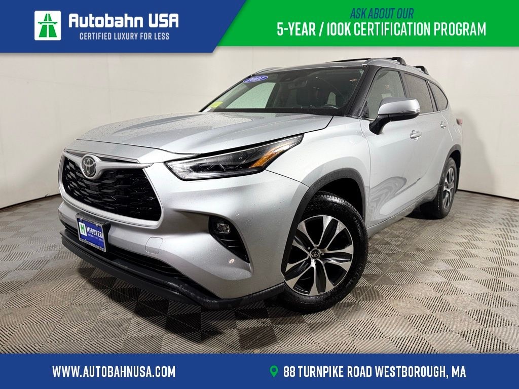 Used 2021 Toyota Highlander XLE SUV