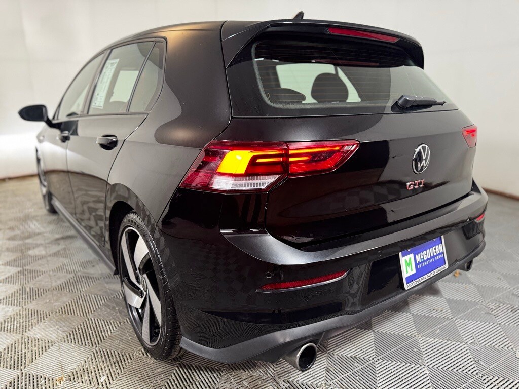 2024 Volkswagen Golf GTI S photo 3