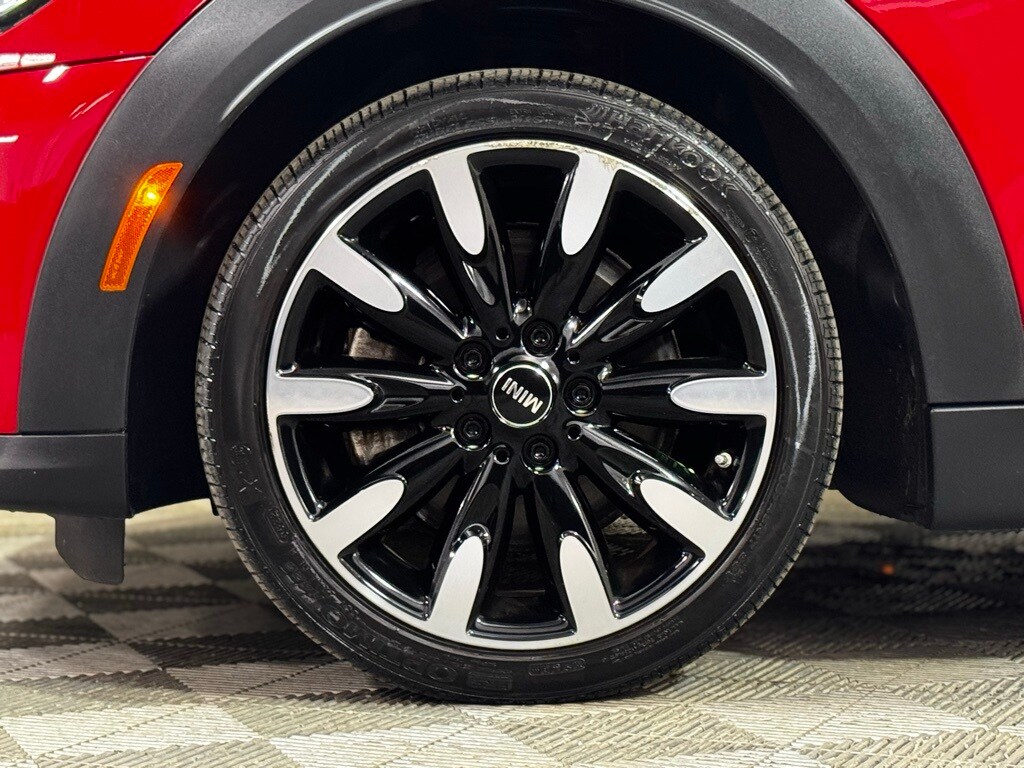 2023 Mini Cooper S Iconic Convertible photo 2