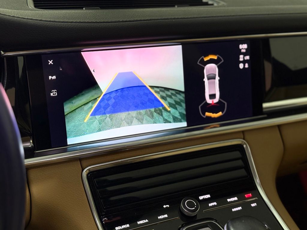 2022 Porsche Panamera 4 E-Hybrid - Photo 15
