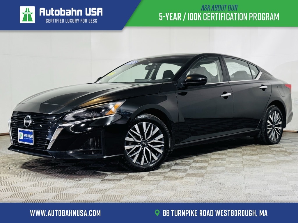 2024 Nissan Altima SV's photo