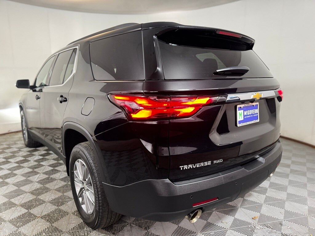 2022 Chevrolet Traverse 1LT photo 3