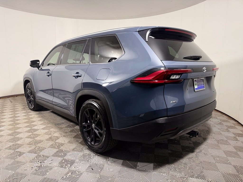 Used 2024 Toyota Grand Highlander Platinum SUV
