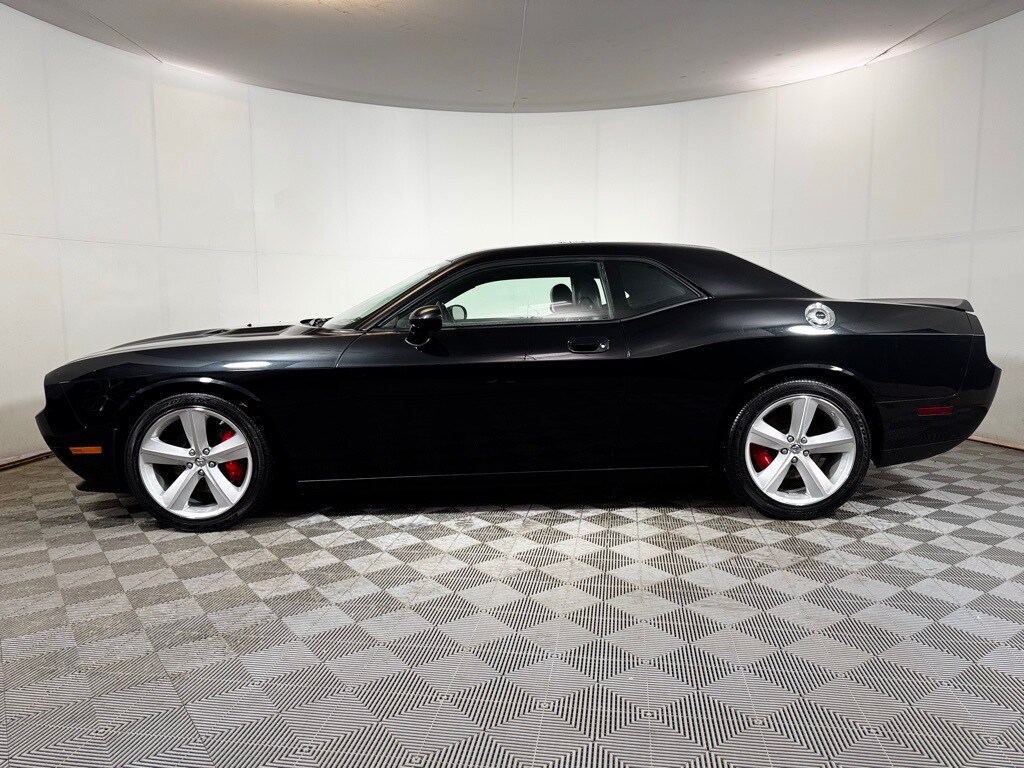 2009 Dodge Challenger SRT8 photo 3