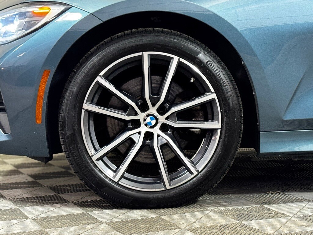 2021 Bmw 330i xDrive photo 2