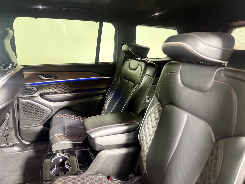 2022 Jeep Grand Cherokee L Summit - Photo 25