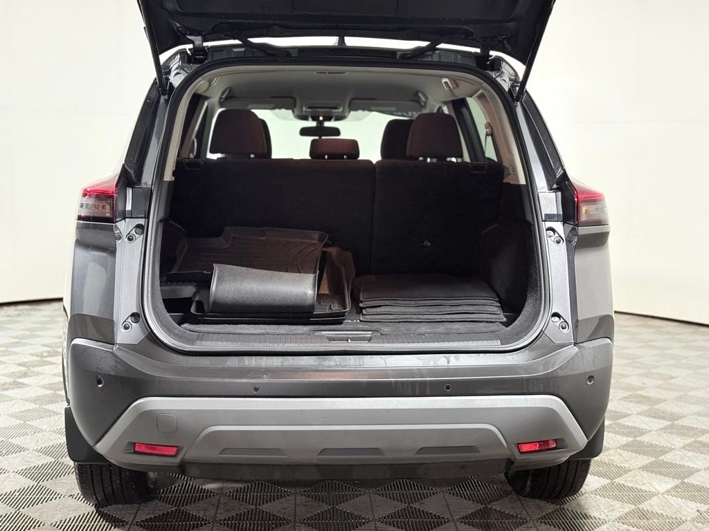 Used 2023 Nissan Rogue S SUV
