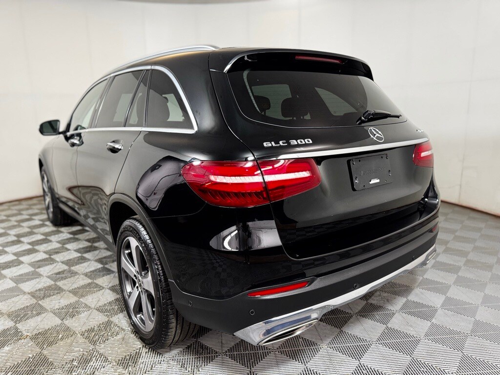 2019 Mercedes Benz GLC 300 4MATIC photo 3