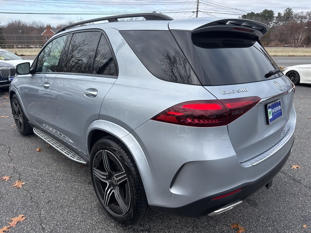 2024 Mercedes Benz GLE 580 4MATIC photo 3