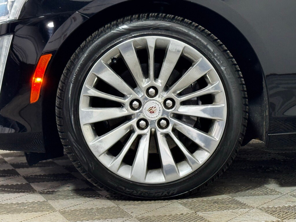 2014 Cadillac CTS Luxury photo 2