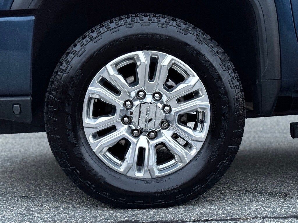 2021 Gmc Sierra Denali photo 2