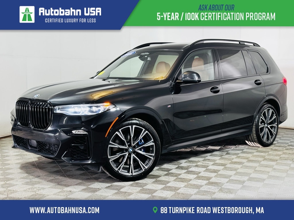2022 BMW X7 M50i's photo