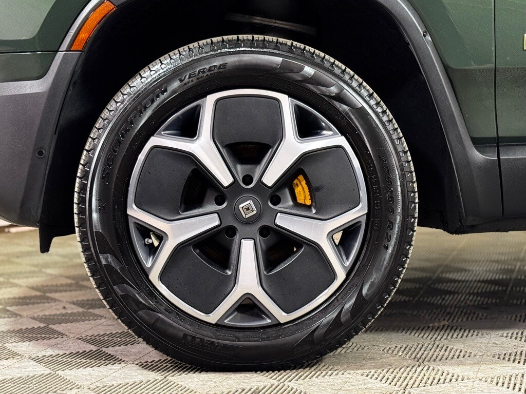 Used 2023 Rivian R1S Adventure SUV