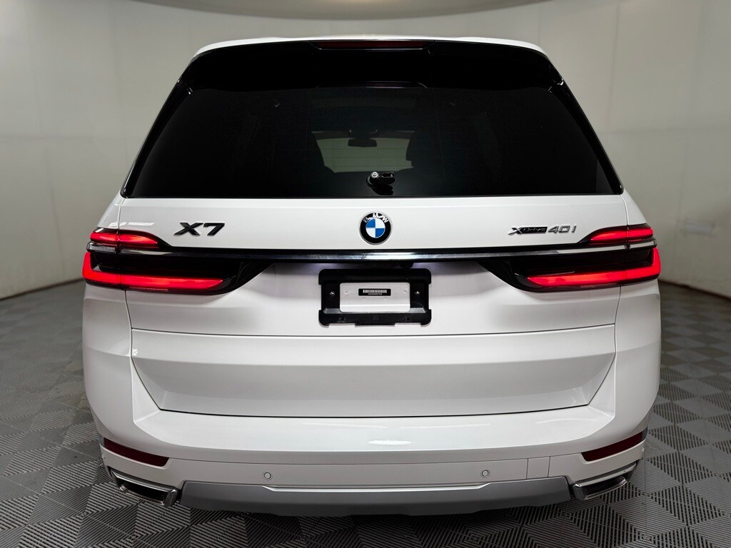 2023 Bmw X7 xDrive40i photo 3