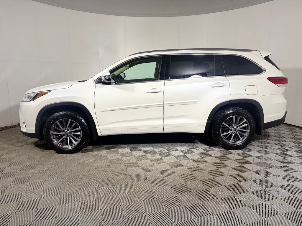 Used 2018 Toyota Highlander XLE SUV