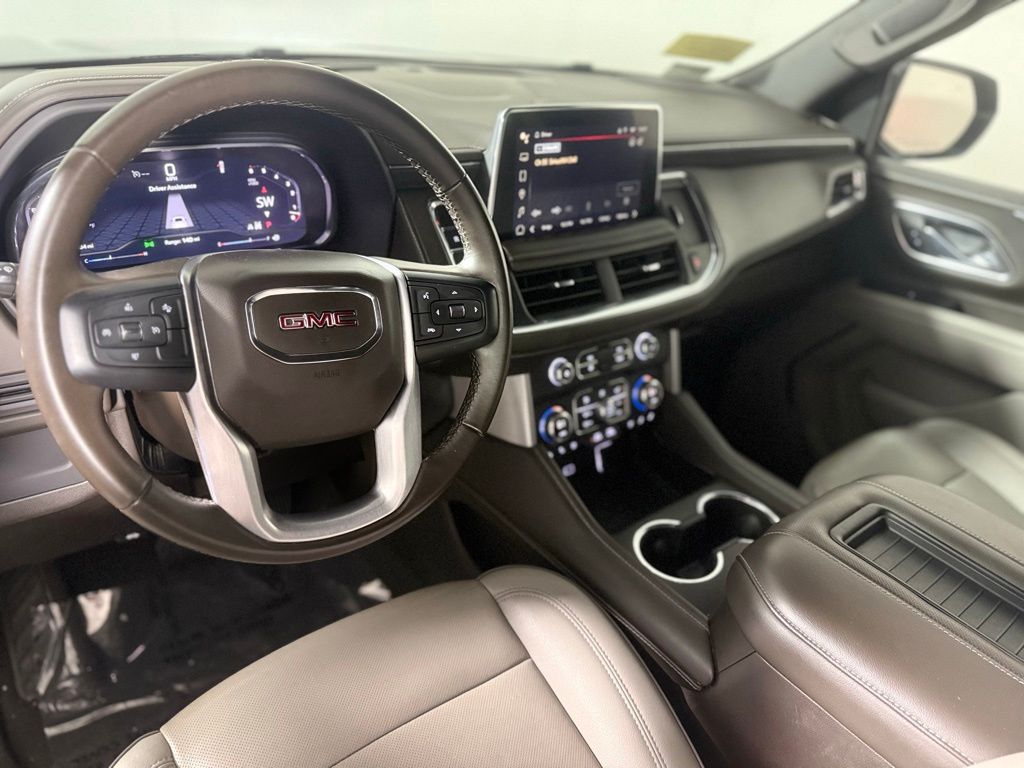 2023 GMC Yukon SLT - Photo 19
