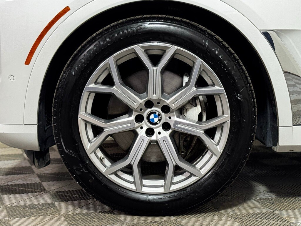 2023 Bmw X7 xDrive40i photo 2