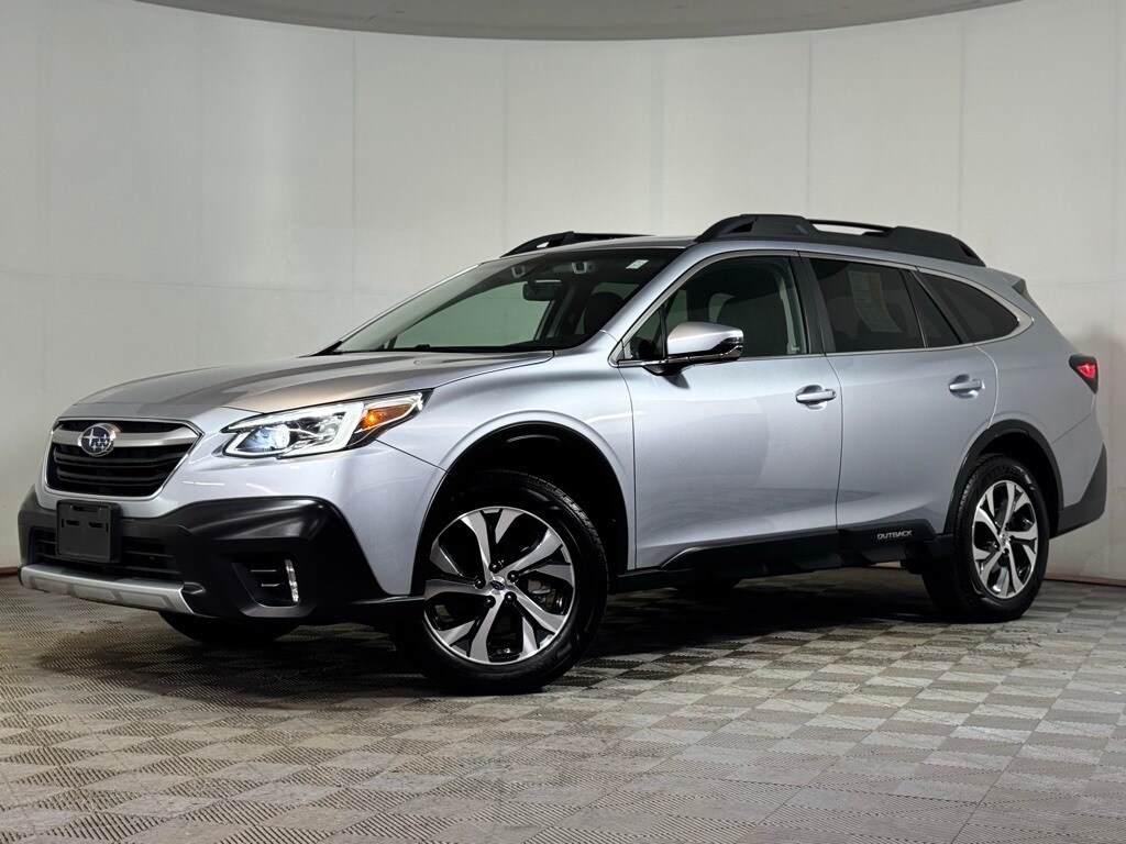2020 Subaru Outback Limited photo 2