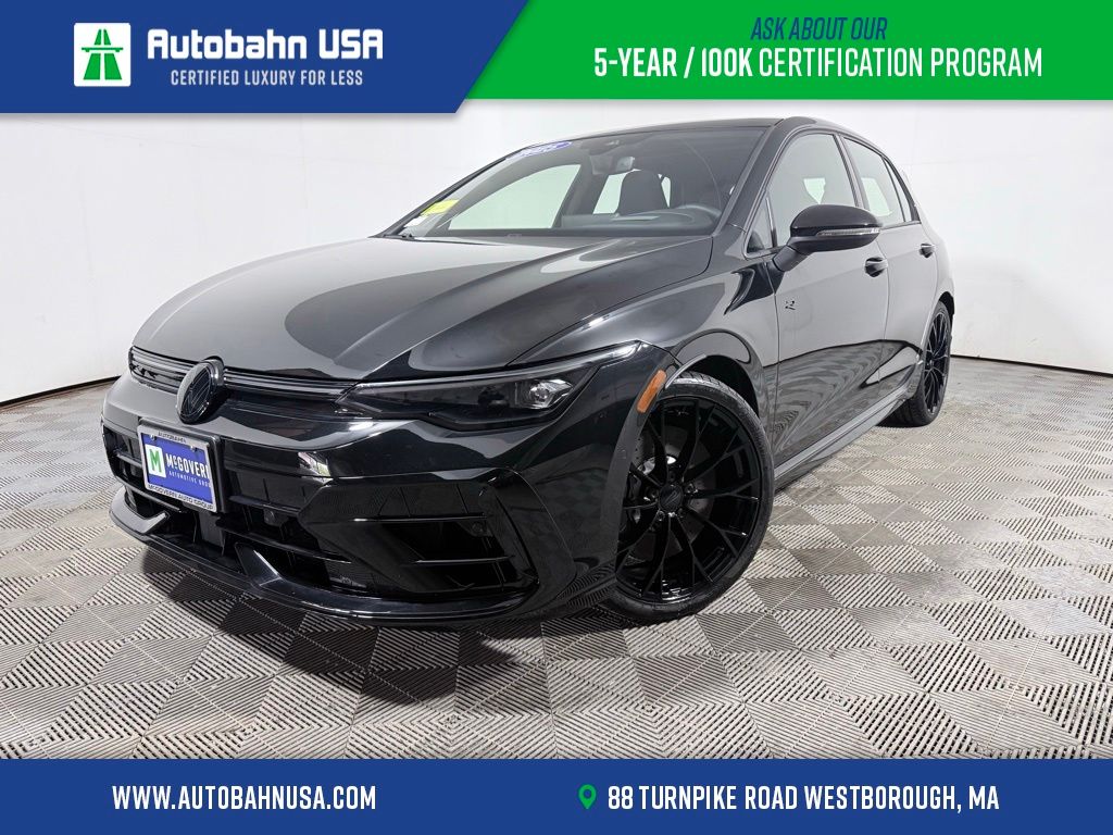2025 Volkswagen Golf R 2.0 TSI Black Edition DSG's photo