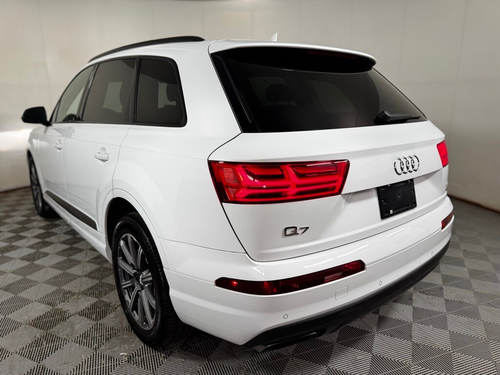 2017 Audi Q7 3.0T Premium Plus photo 3