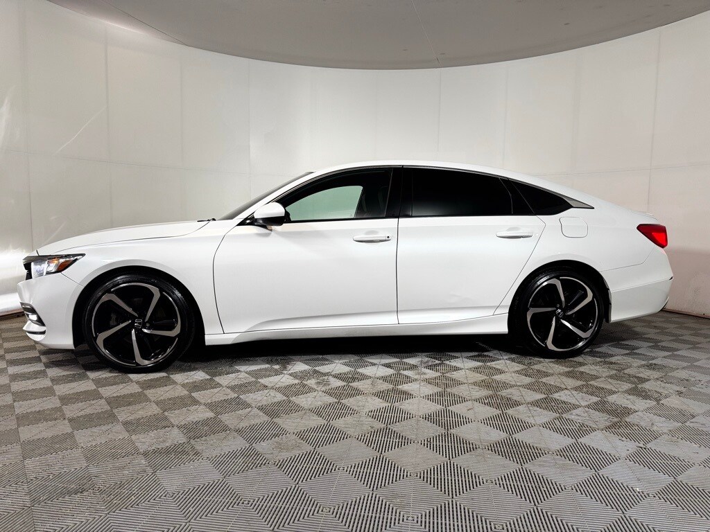 2018 Honda Accord Sport 1.5T photo 2