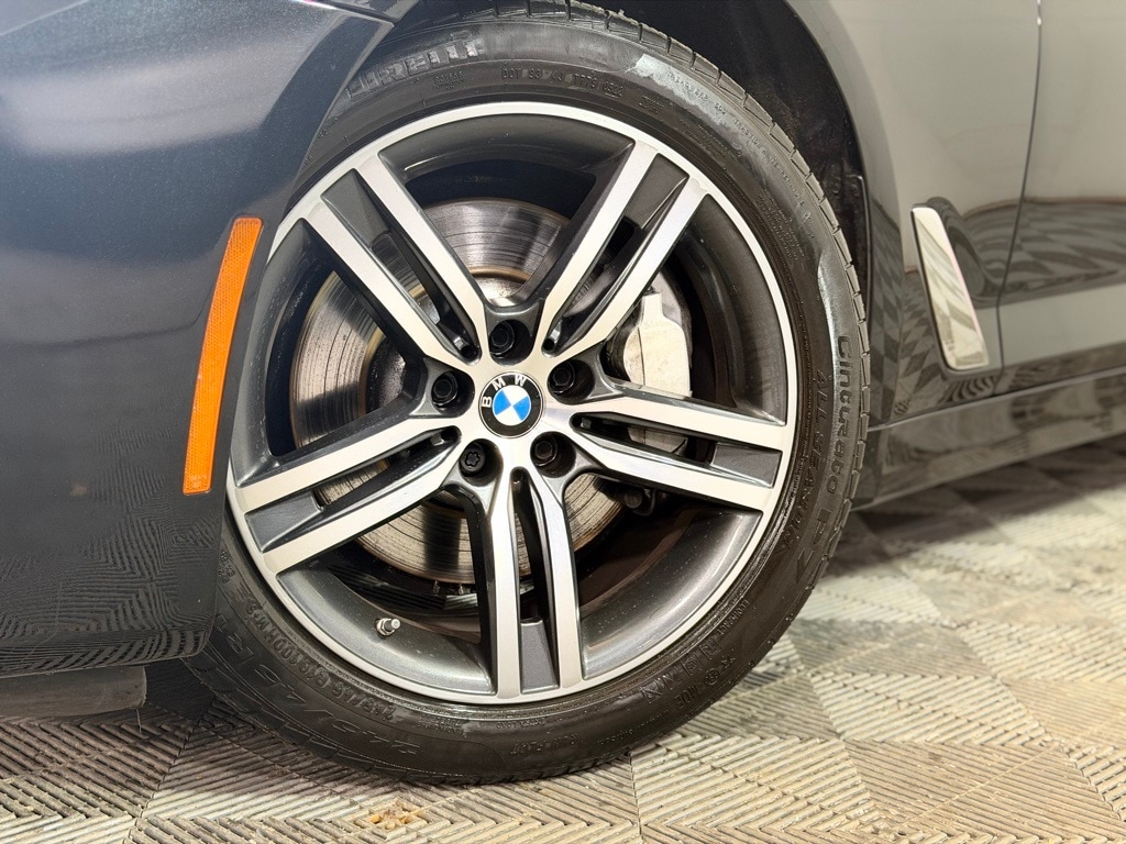 Used 2022 BMW 5 Series 530i xDrive Sedan